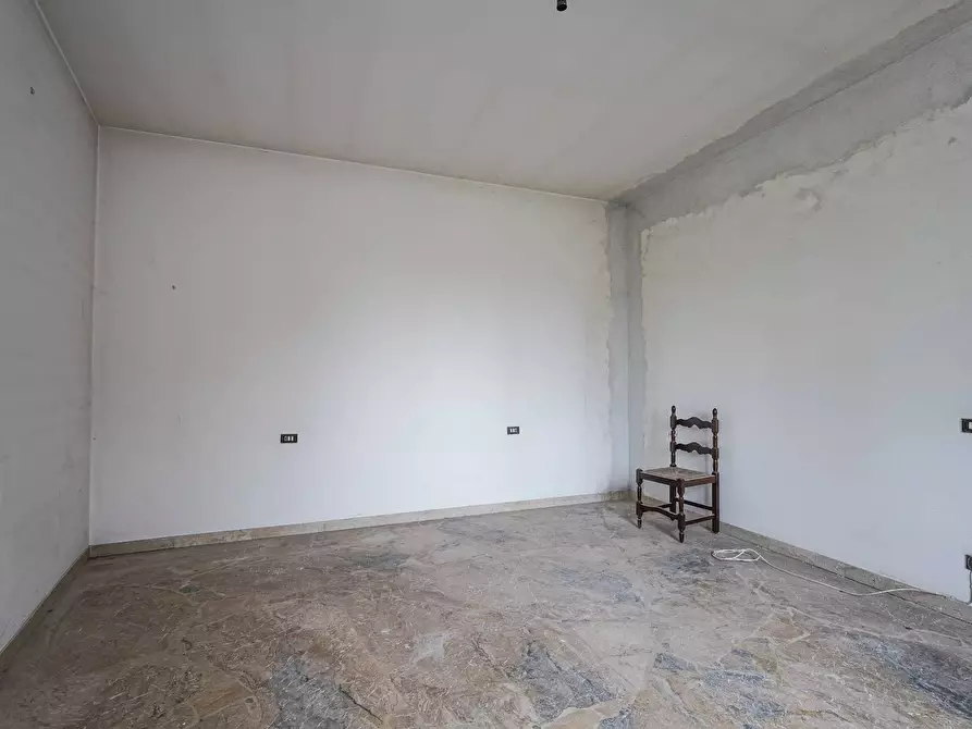 Immagine 42 di Palazzo in vendita  in Via vittorio Veneto 1 a Almenno San Bartolomeo