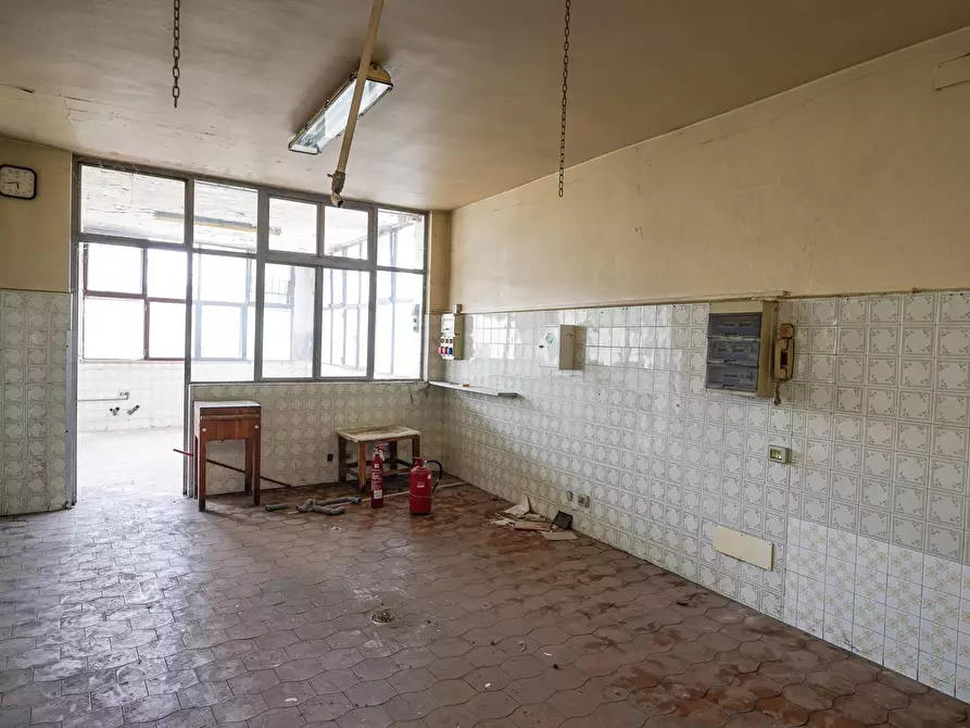 Immagine 60 di Palazzo in vendita  in Via vittorio Veneto 1 a Almenno San Bartolomeo