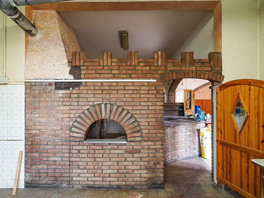 Immagine 62 di Palazzo in vendita  in Via vittorio Veneto 1 a Almenno San Bartolomeo