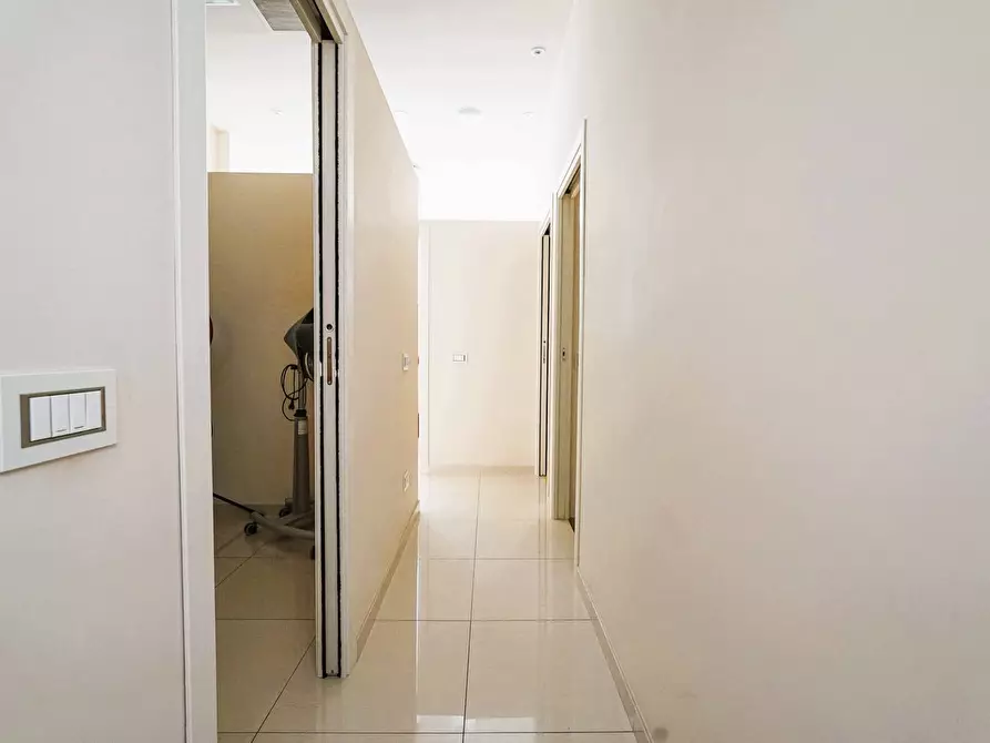 Immagine 24 di Negozio in vendita  in VIA  VERDI 15 a Almenno San Bartolomeo