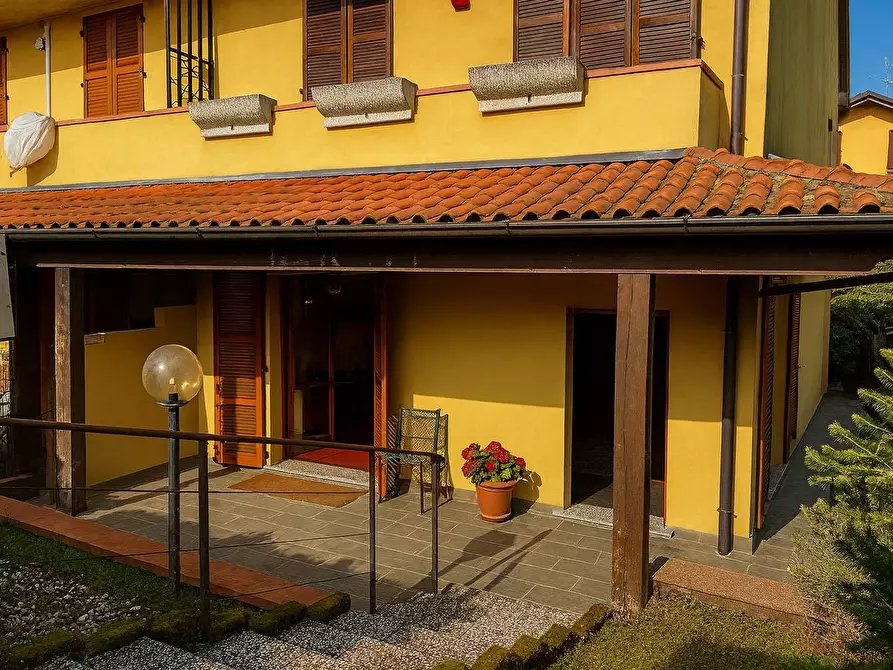 Immagine 9 di Villetta a schiera in vendita  in via villa paradiso 19/I a Cornate D'adda