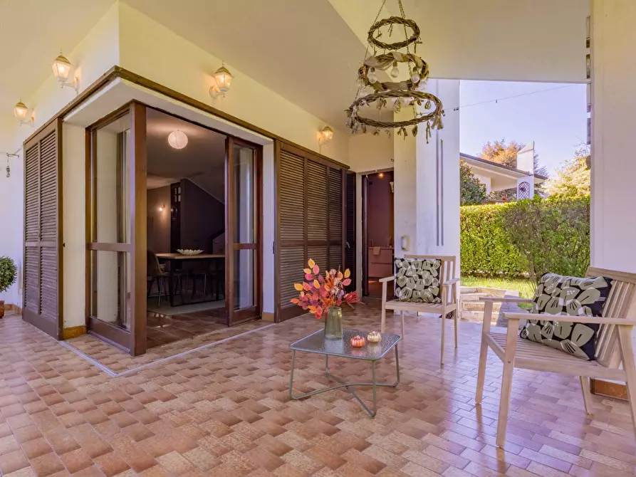 Immagine 6 di Villa in vendita  in via Zavaritt 200 a Gorle