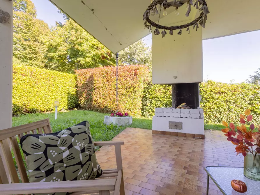 Immagine 7 di Villa in vendita  in via Zavaritt 200 a Gorle