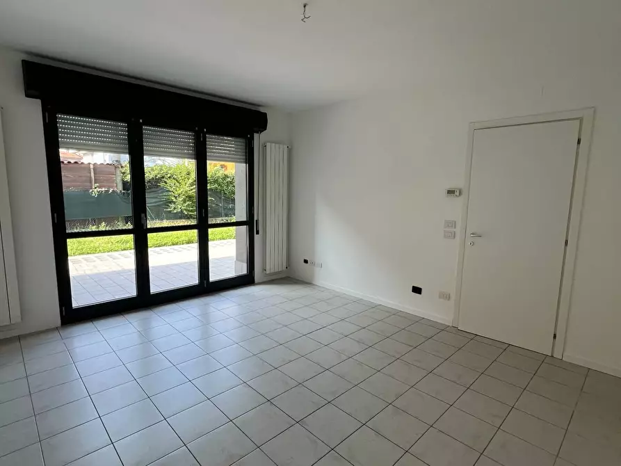 Immagine 12 di Villetta a schiera in vendita  in Via Doria 9 a Ciserano