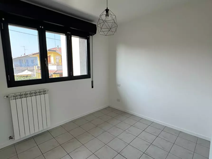 Immagine 21 di Villetta a schiera in vendita  in Via Doria 9 a Ciserano