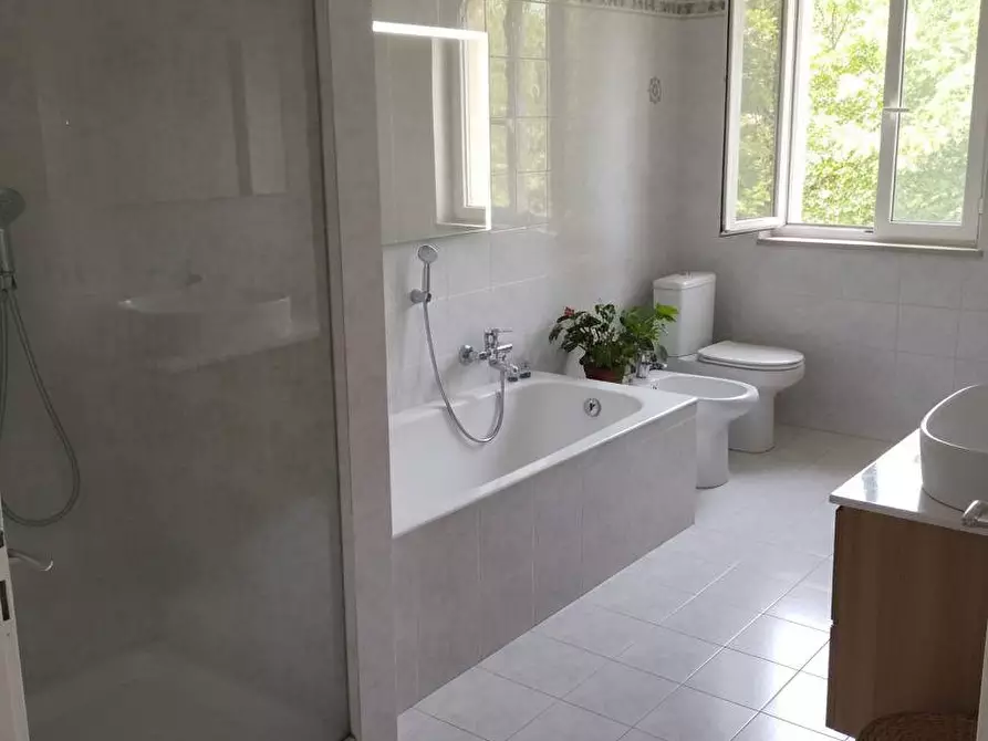 Immagine 6 di Villa in vendita  in Via circonvallazione a Fontanella