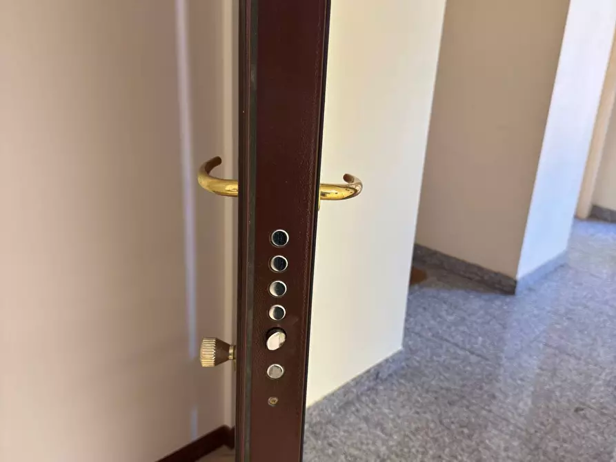 Immagine 21 di Appartamento in vendita  in Via Capersegno 1 a Almenno San Bartolomeo