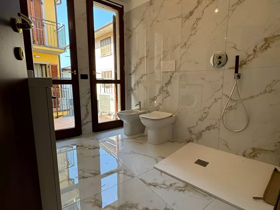 Immagine 14 di Appartamento in vendita  in Via Capersegno 1 a Almenno San Bartolomeo