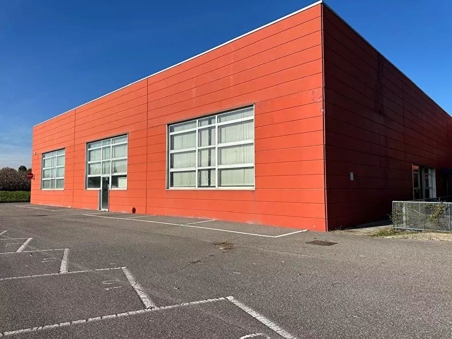 Immagine 6 di Capannone industriale in vendita  in VIA DON PEDRINELLI 65 a Almenno San Bartolomeo