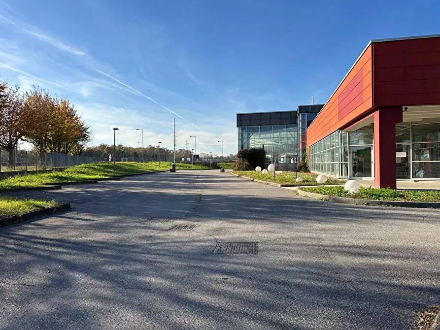 Immagine 4 di Capannone industriale in affitto  in VIA DON PEDRINELLI 65 a Almenno San Bartolomeo
