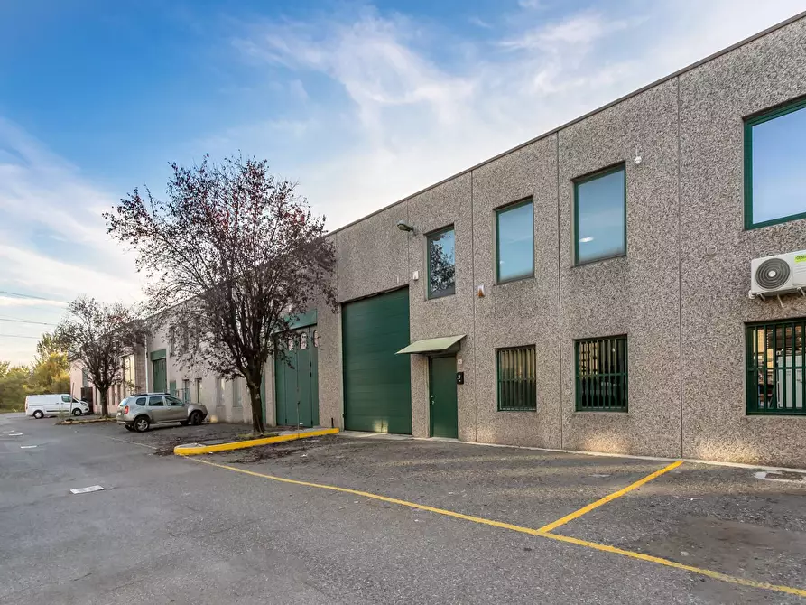 Immagine 5 di Capannone industriale in vendita  in Via Quinto Alpini 5 a Bagnatica