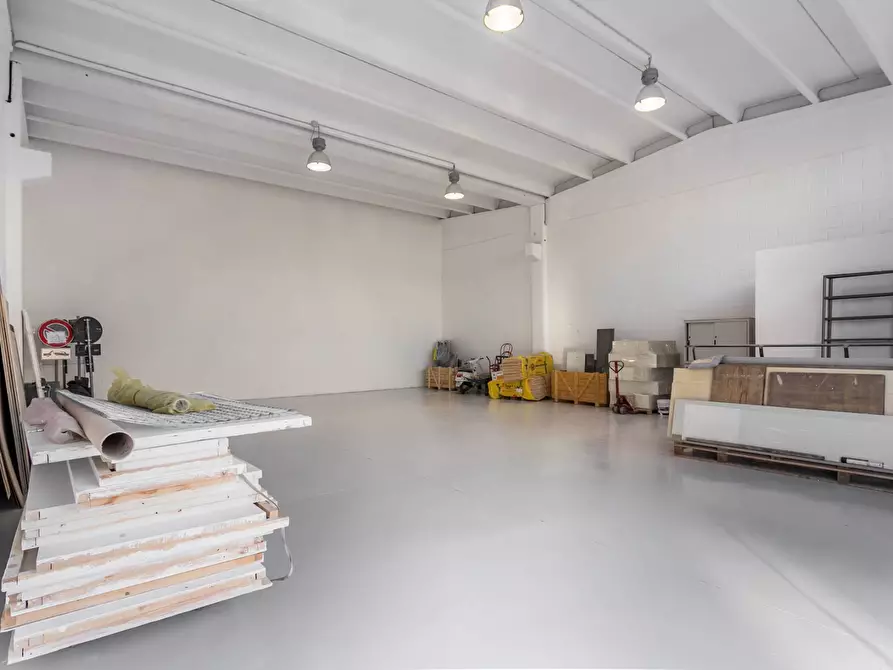 Immagine 8 di Capannone industriale in vendita  in Via Quinto Alpini 5 a Bagnatica