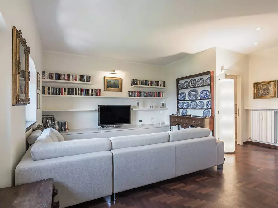 Immagine 5 di Appartamento in vendita  in Via San Matteo Alla Benaglia 24 a Bergamo