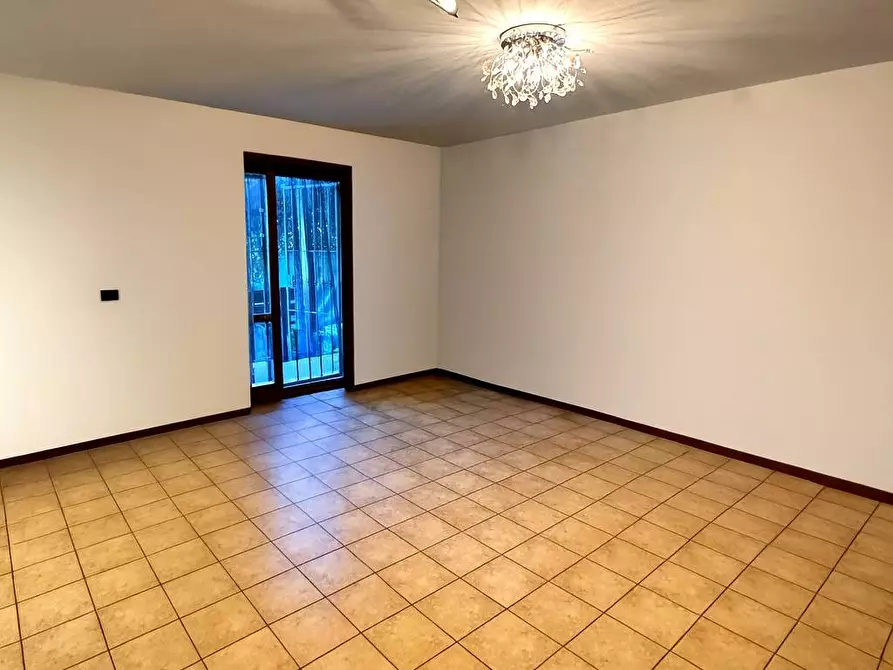 Immagine 14 di Appartamento in vendita  in Via Cavalcanti 12 a Almenno San Bartolomeo