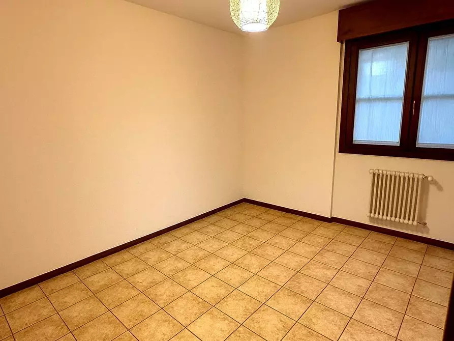 Immagine 19 di Appartamento in vendita  in Via Cavalcanti 12 a Almenno San Bartolomeo