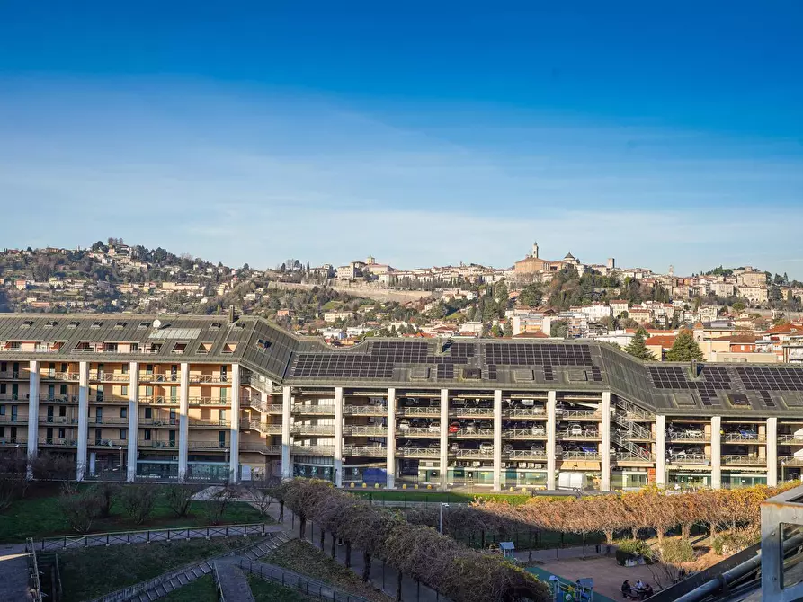 Immagine 1 di Attico in vendita  in Via San Lazzaro 51 a Bergamo