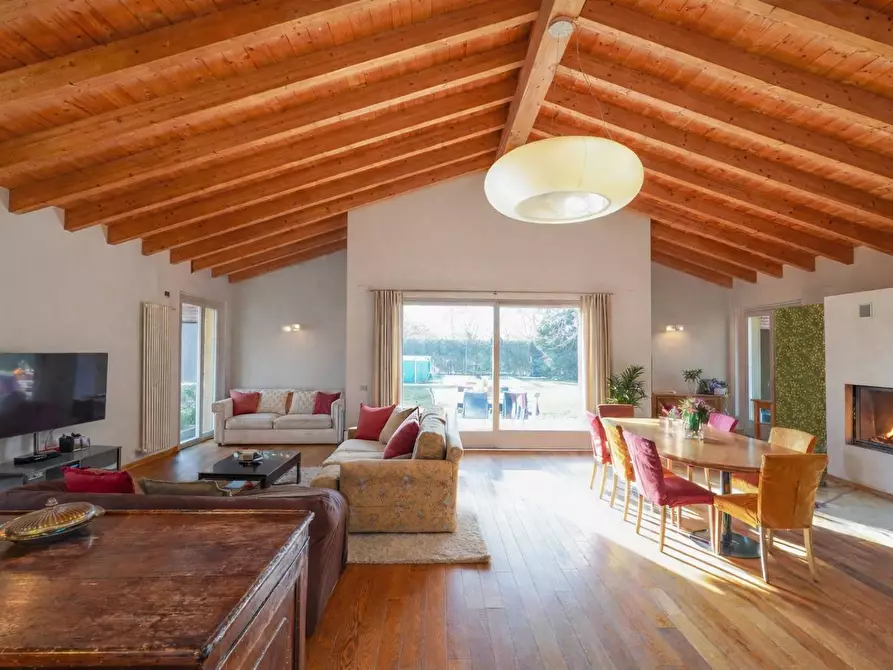 Immagine 2 di Villa in vendita  in via garibaldi 12 a Almenno San Bartolomeo