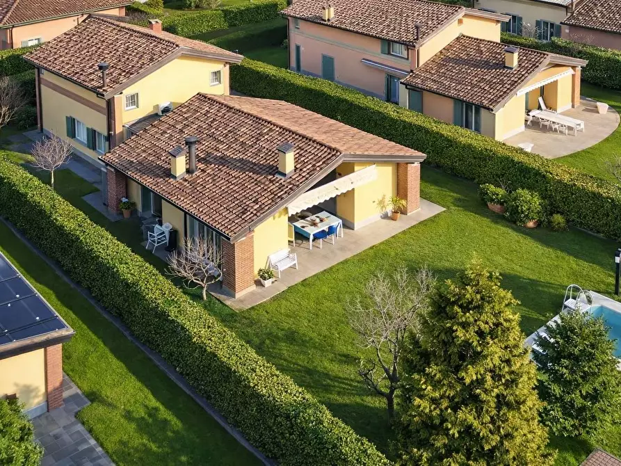 Immagine 4 di Villa in vendita  in via garibaldi 12 a Almenno San Bartolomeo