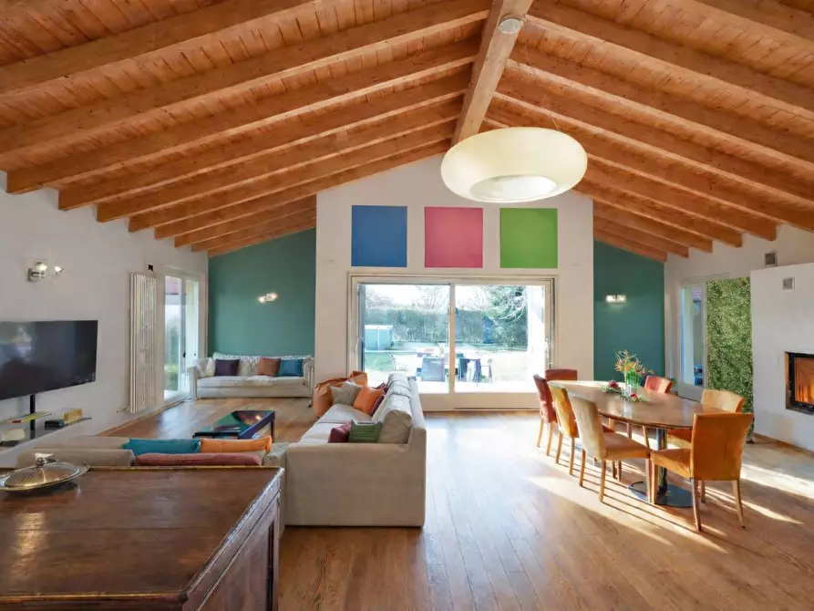 Immagine 5 di Villa in vendita  in via garibaldi 12 a Almenno San Bartolomeo