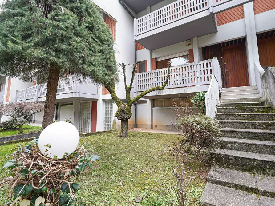 Immagine 28 di Villetta a schiera in vendita  in Via Caduti sul Lavoro 43 a Bergamo