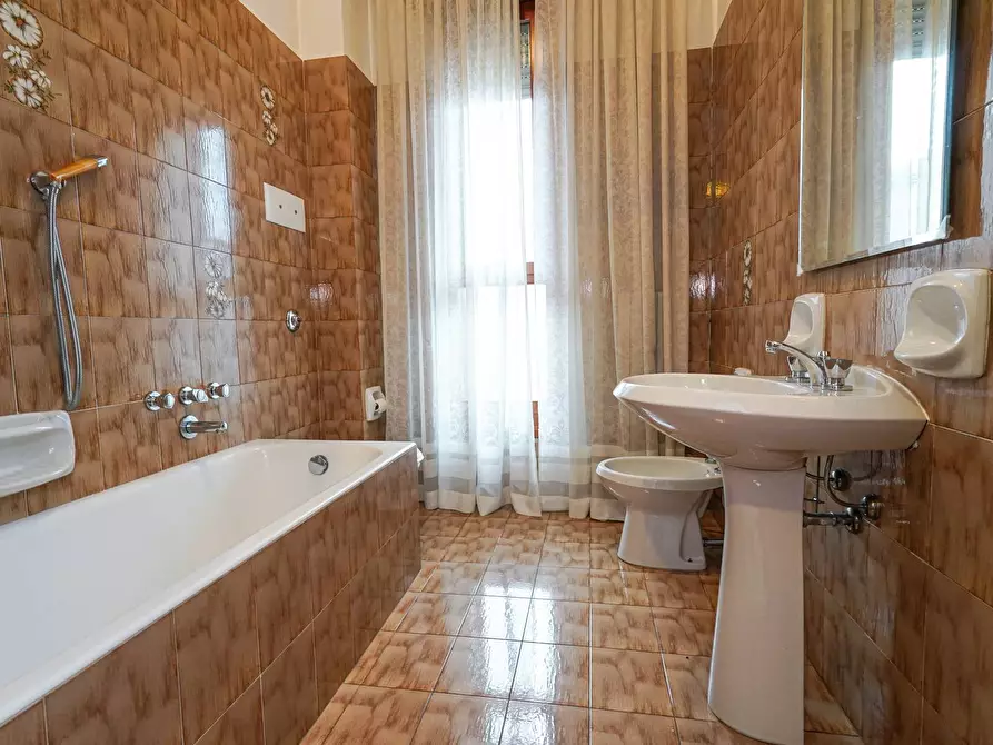 Immagine 30 di Villetta a schiera in vendita  in Via Caduti sul Lavoro 43 a Bergamo