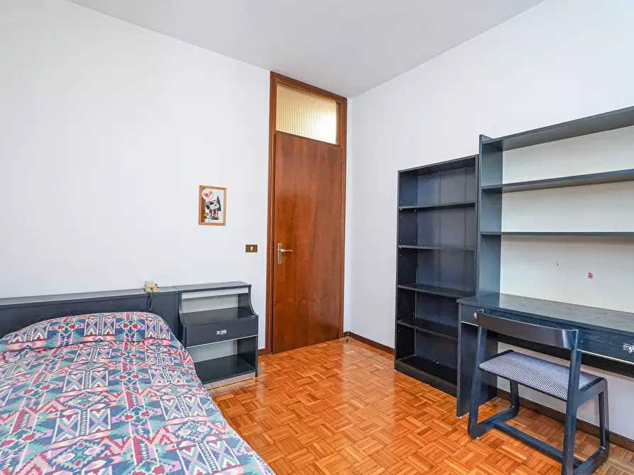 Immagine 40 di Villetta a schiera in vendita  in Via Caduti sul Lavoro 43 a Bergamo