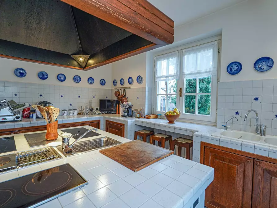 Immagine 41 di Villa in vendita  in PEDRINELLI a Carvico