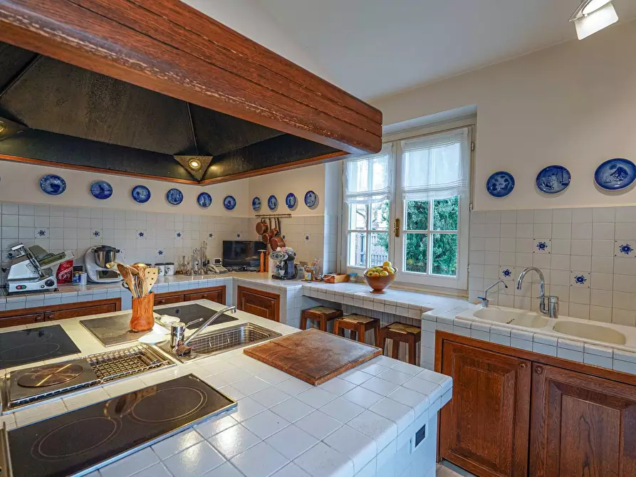 Immagine 42 di Villa in vendita  in PEDRINELLI a Carvico