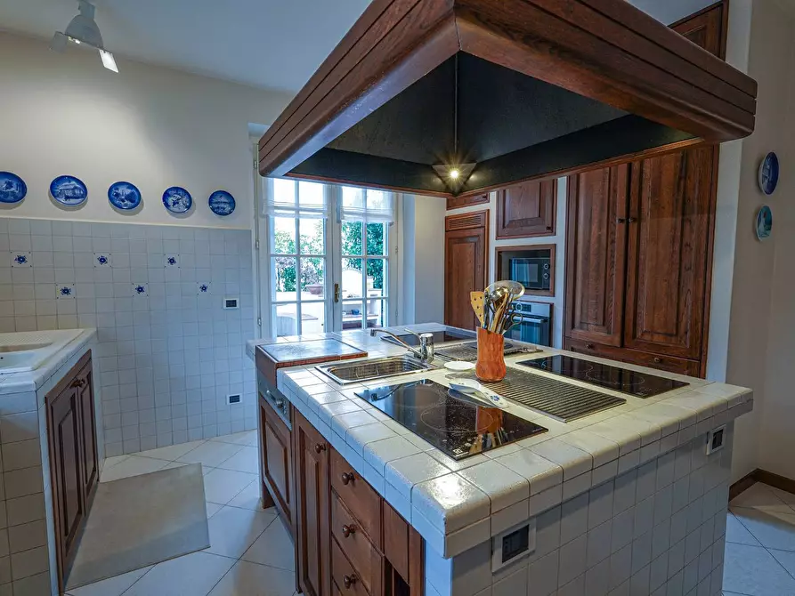 Immagine 46 di Villa in vendita  in PEDRINELLI a Carvico