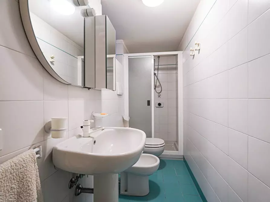 Immagine 56 di Villa in vendita  in PEDRINELLI a Carvico