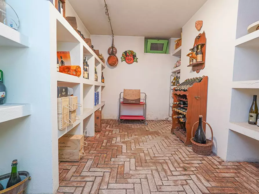 Immagine 78 di Villa in vendita  in PEDRINELLI a Carvico