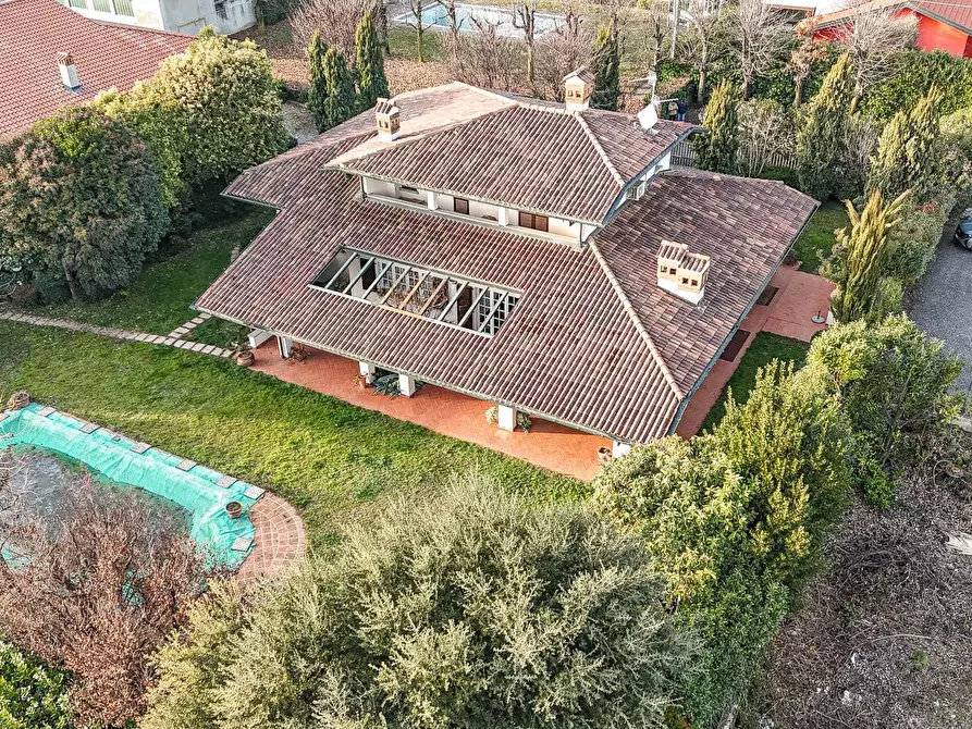 Immagine 89 di Villa in vendita  in PEDRINELLI a Carvico