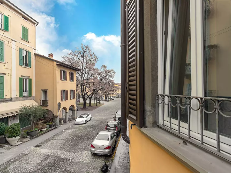 Immagine 7 di Appartamento in affitto  in Via San Tomaso 45 a Bergamo