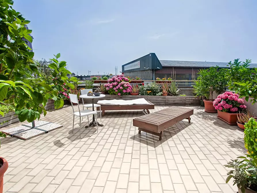 Immagine 12 di Locale commerciale in vendita  in Strada Statale 525 2 a Arcene