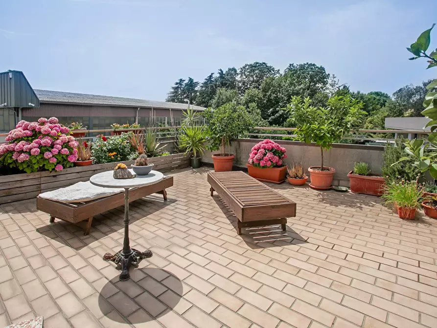 Immagine 13 di Locale commerciale in vendita  in Strada Statale 525 2 a Arcene