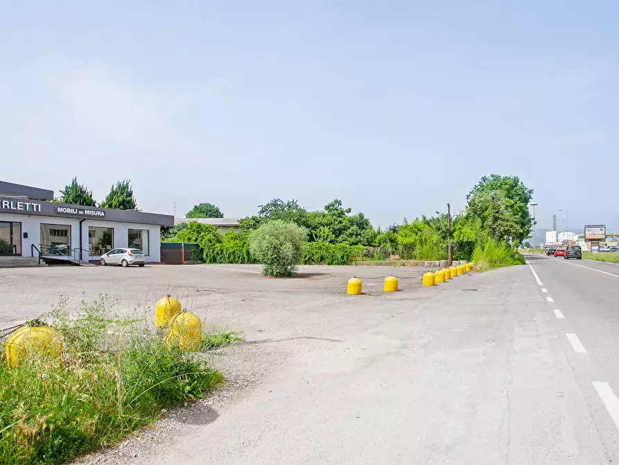 Immagine 22 di Locale commerciale in vendita  in Strada Statale 525 2 a Arcene