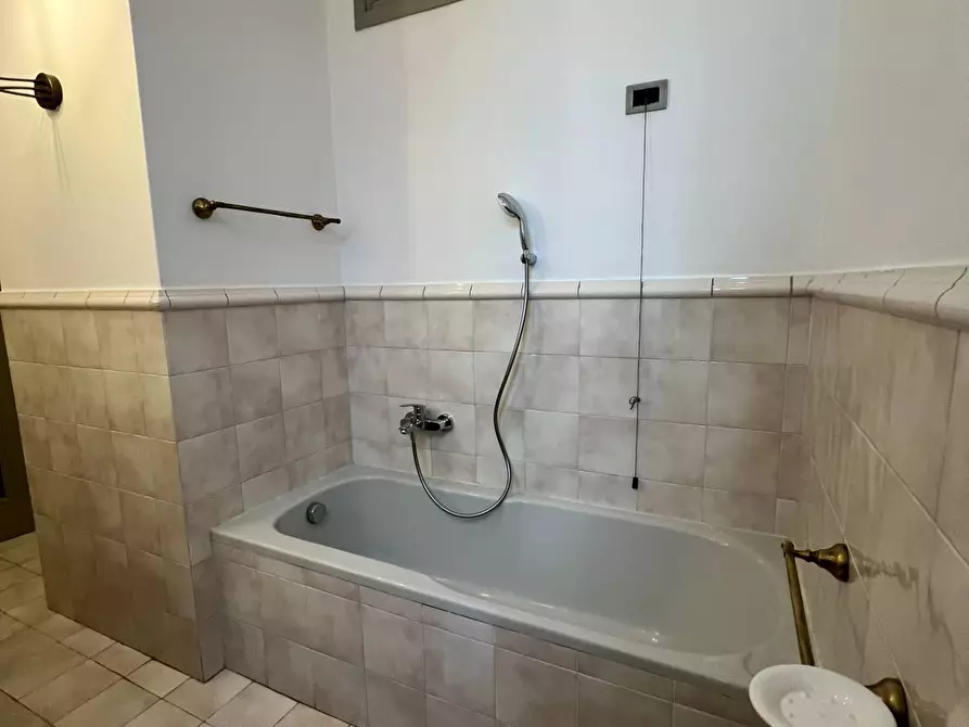 Immagine 26 di Appartamento in affitto  in ZAMBONATE 93 a Bergamo