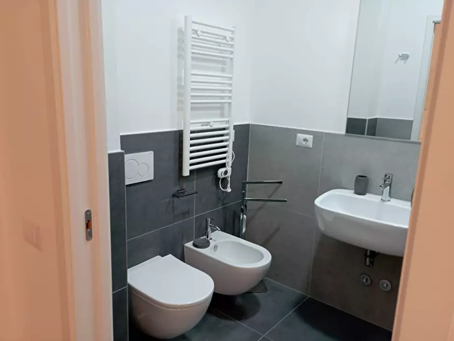 Immagine 4 di Appartamento in affitto  in Via Camozzi 56 a Bergamo