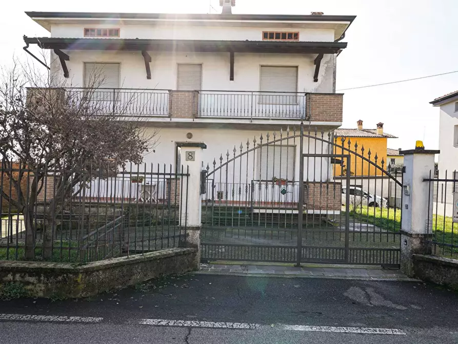 Immagine 3 di Casa indipendente in vendita  in DANTE ALIGHIERI 8 a Lurano