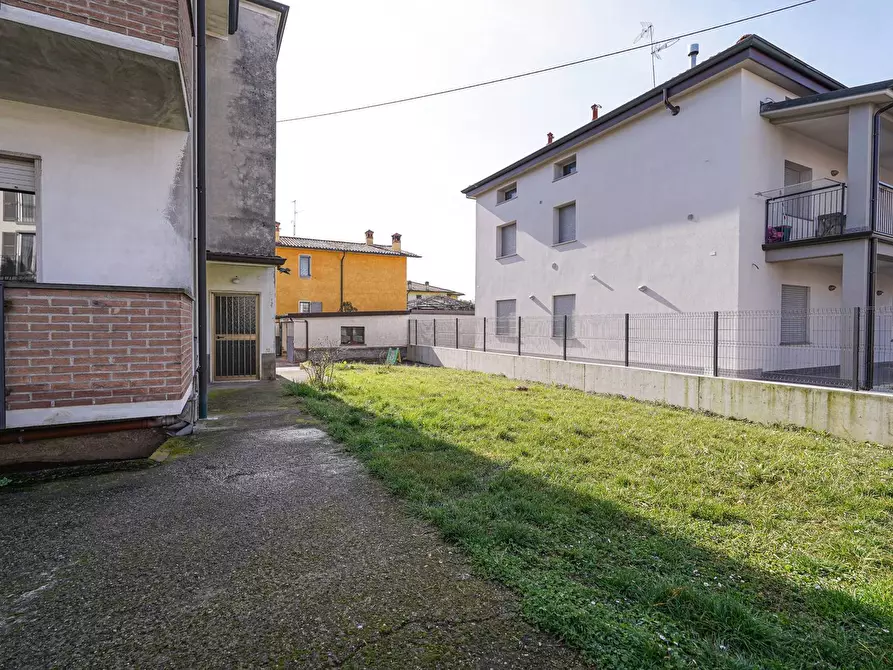 Immagine 39 di Casa indipendente in vendita  in DANTE ALIGHIERI 8 a Lurano