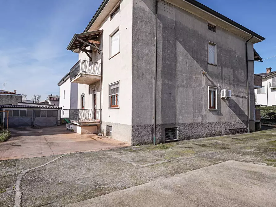 Immagine 43 di Casa indipendente in vendita  in DANTE ALIGHIERI 8 a Lurano