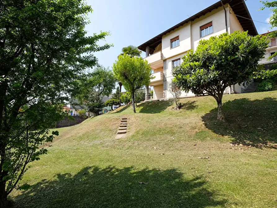 Immagine 1 di Casa semindipendente in vendita  in Via Castello Rescanzi 17 a Almenno San Bartolomeo