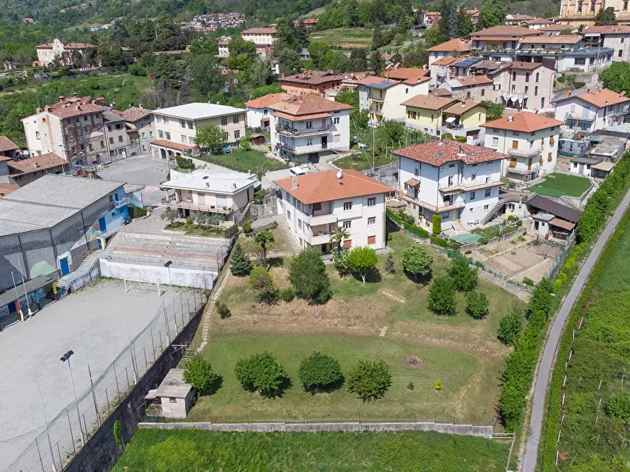 Immagine 5 di Casa semindipendente in vendita  in Via Castello Rescanzi 17 a Almenno San Bartolomeo