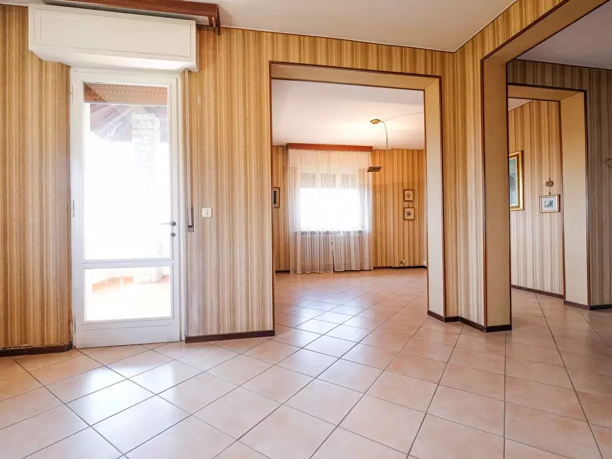 Immagine 10 di Casa semindipendente in vendita  in Via Castello Rescanzi 17 a Almenno San Bartolomeo