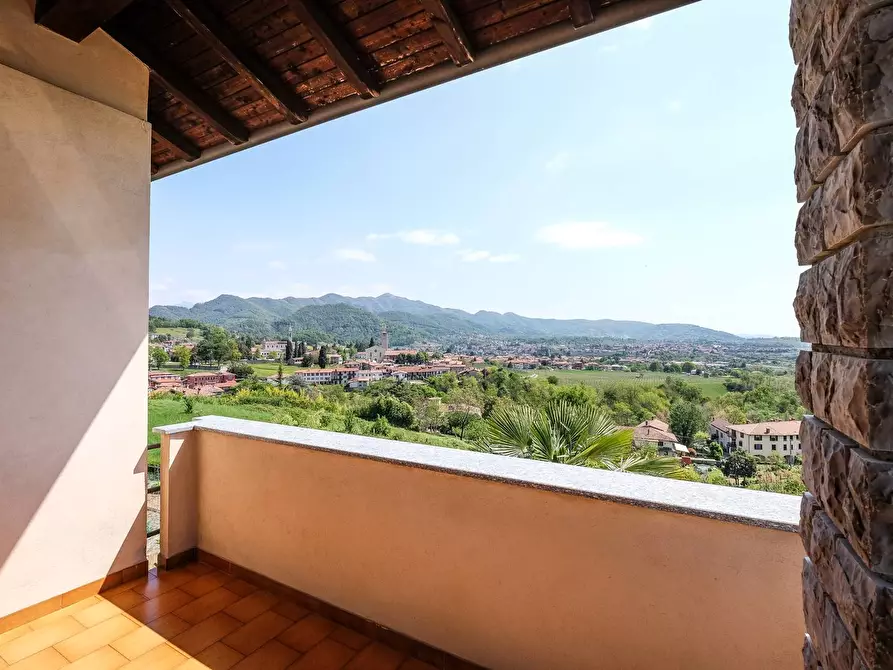 Immagine 13 di Casa semindipendente in vendita  in Via Castello Rescanzi 17 a Almenno San Bartolomeo
