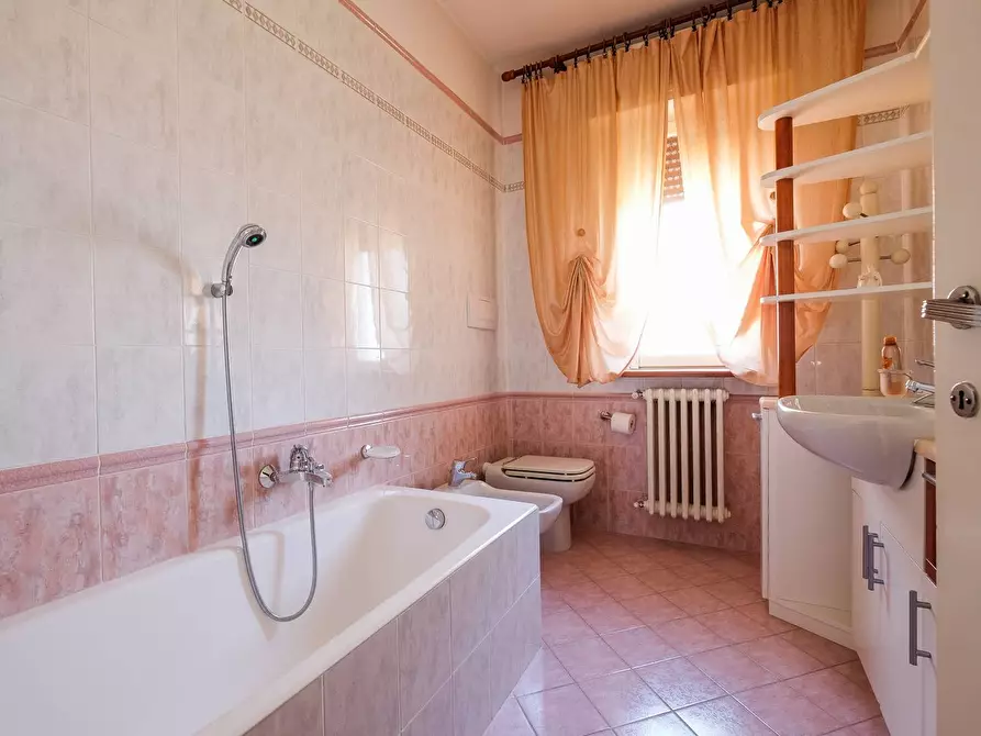 Immagine 21 di Casa semindipendente in vendita  in Via Castello Rescanzi 17 a Almenno San Bartolomeo