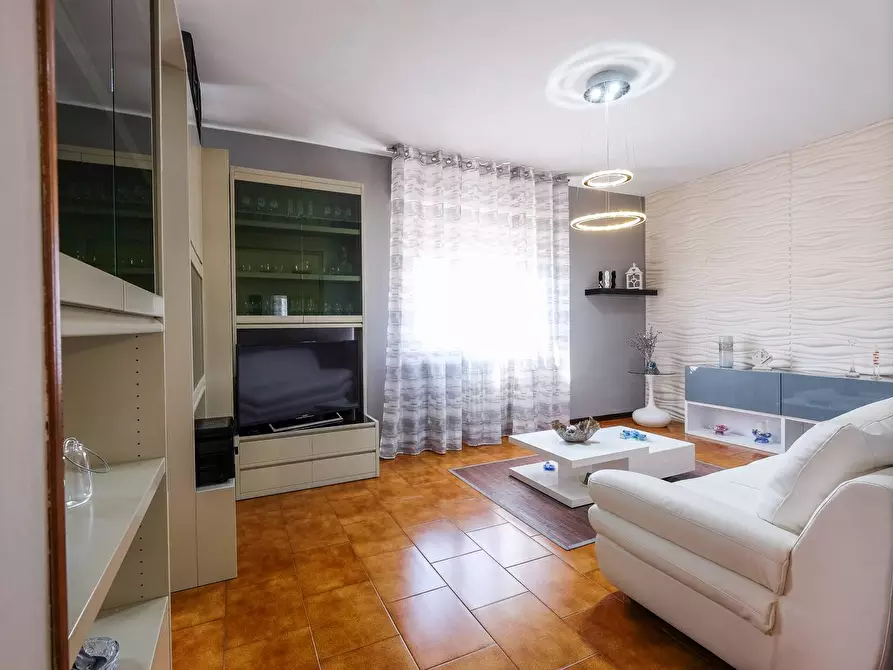 Immagine 25 di Casa semindipendente in vendita  in Via Castello Rescanzi 17 a Almenno San Bartolomeo