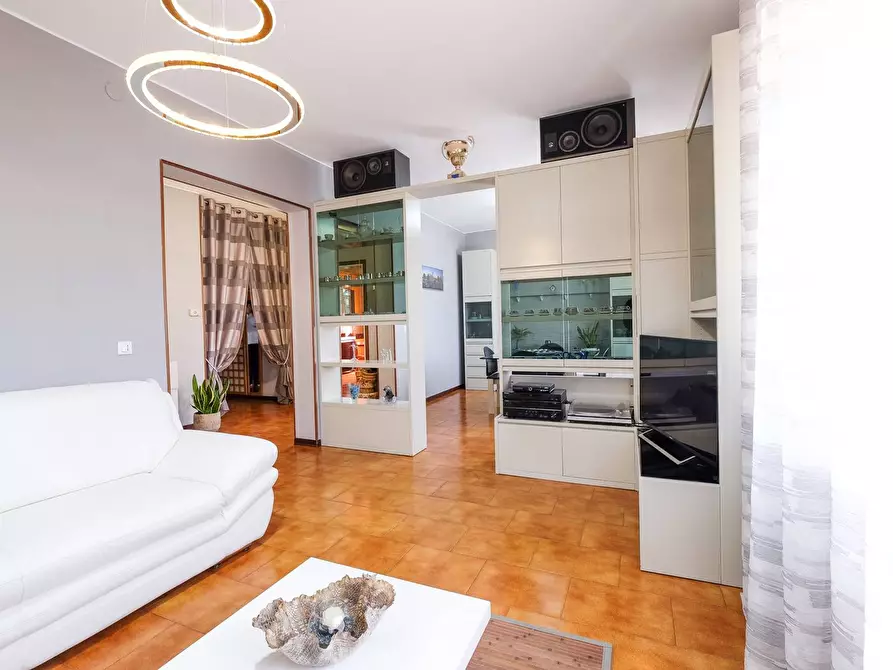 Immagine 30 di Casa semindipendente in vendita  in Via Castello Rescanzi 17 a Almenno San Bartolomeo