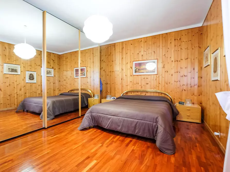 Immagine 49 di Casa semindipendente in vendita  in Via Castello Rescanzi 17 a Almenno San Bartolomeo