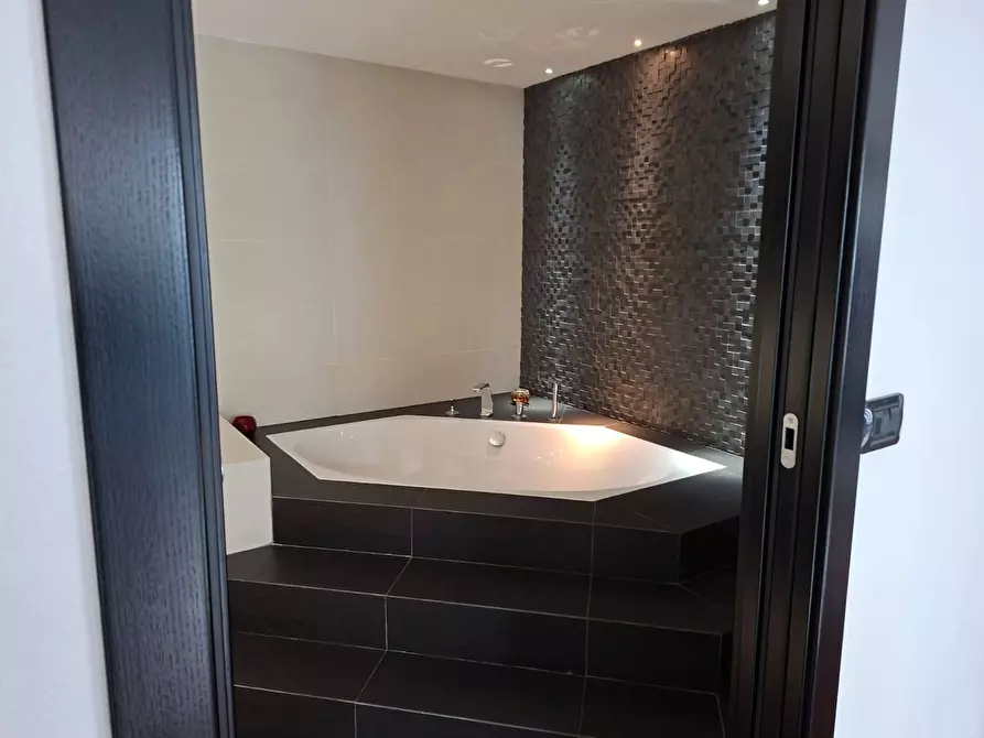 Immagine 16 di Loft/Open space in affitto  in Via Antonello Da Messina 20 a Milano